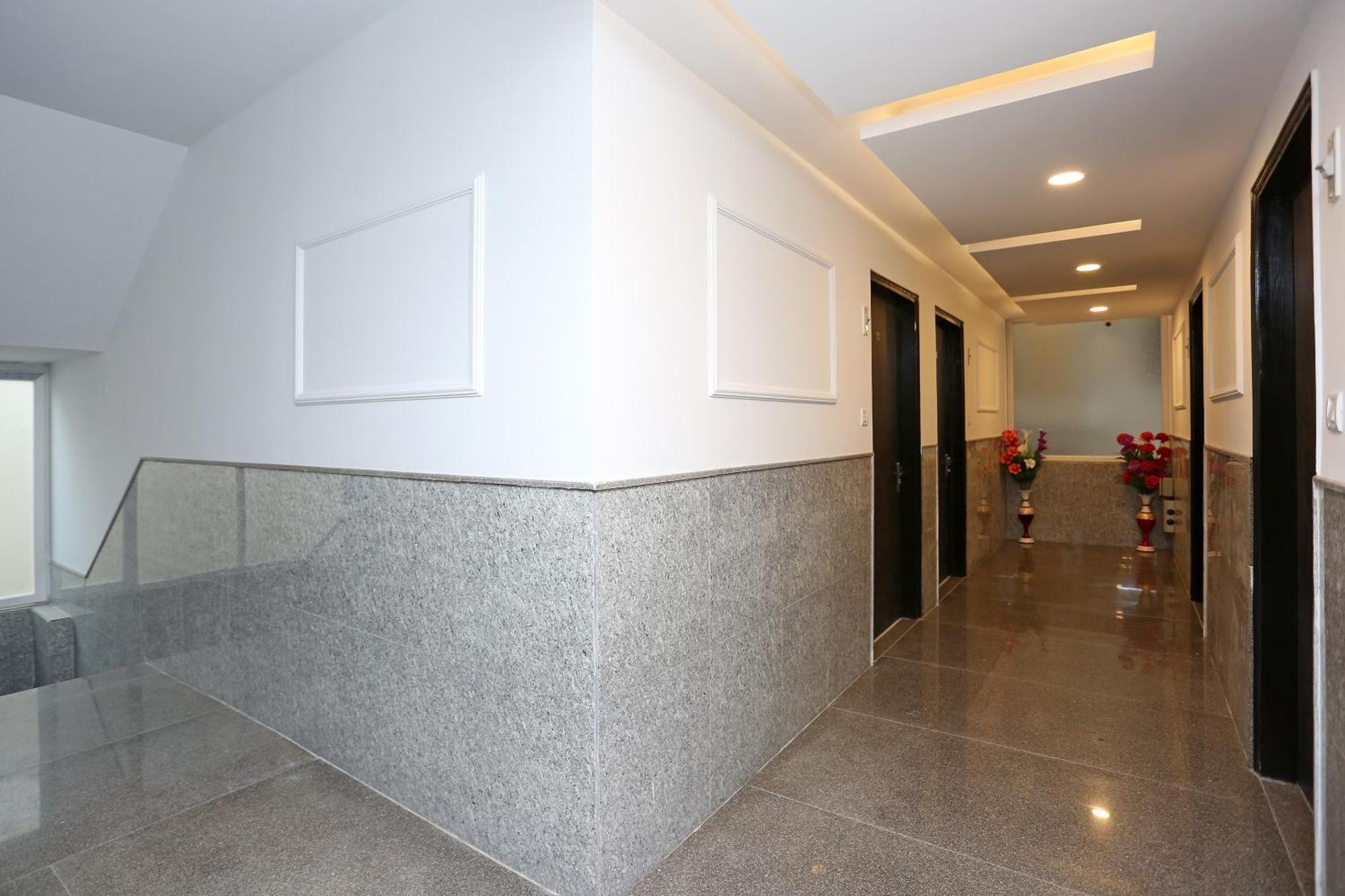 Hotel O M Suites Nowe Delhi Zewnętrze zdjęcie